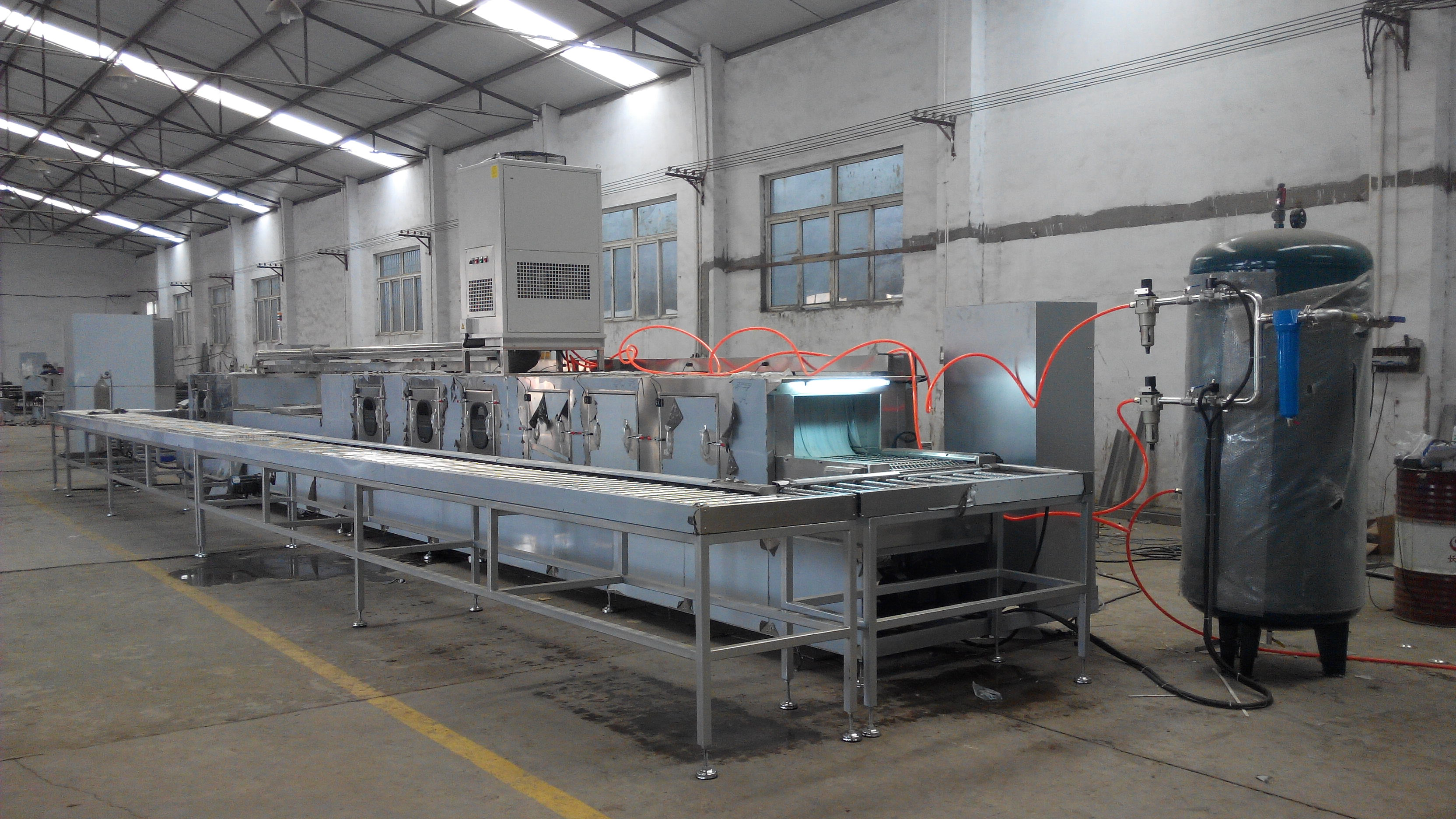 通過式噴淋清洗機(jī)除油污清洗烘干線